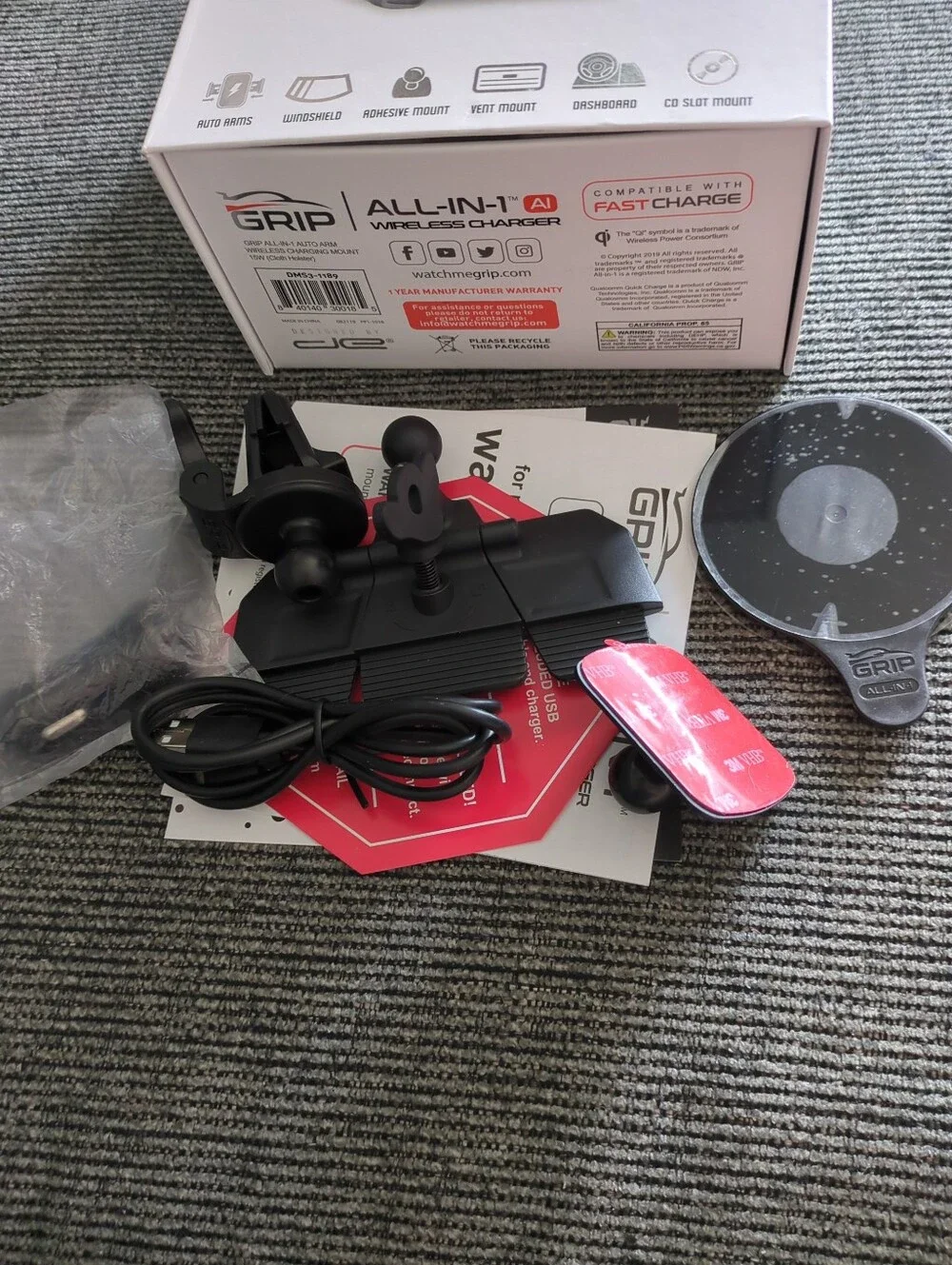 ❤️ BNIB Grip All-in-one AI Wireless Car Charger